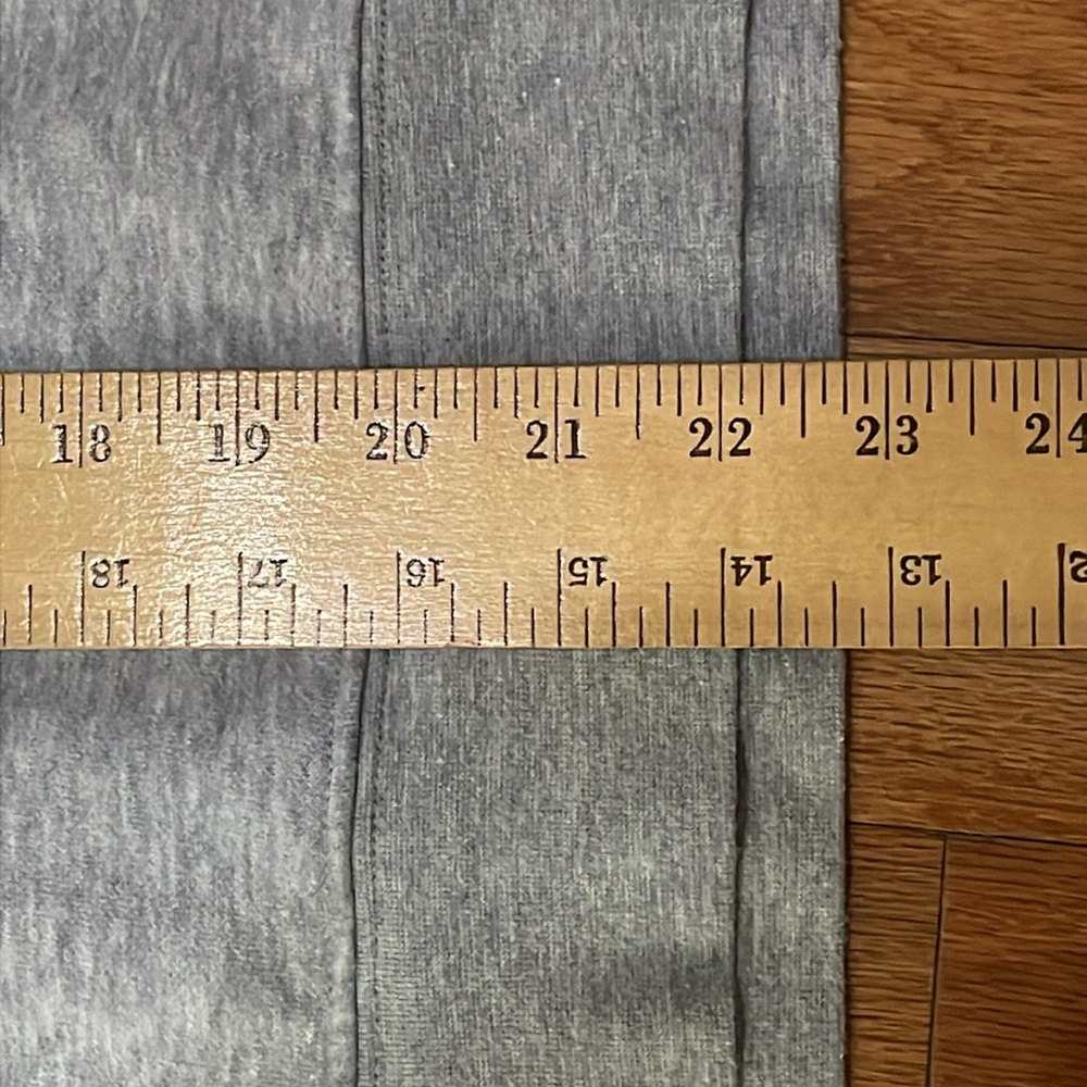 The North Face Women’s Grey Hoodie Size Large Kangaroo Pocket - Picture 14 of 15